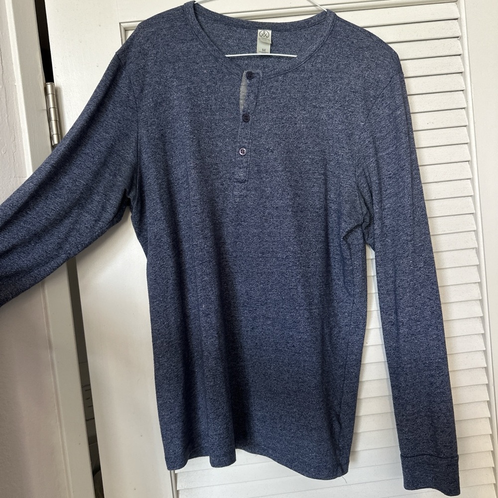 Men’s Alternative Blue Henley Shirt Size Medium